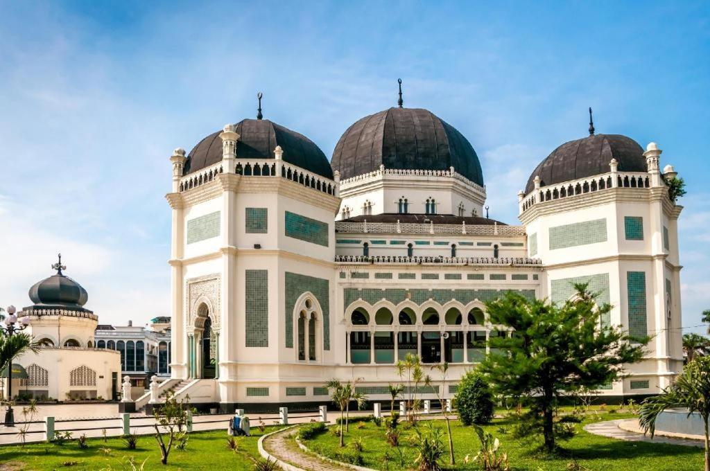 The Sulthan Darussalam Μεντάν Εξωτερικό φωτογραφία